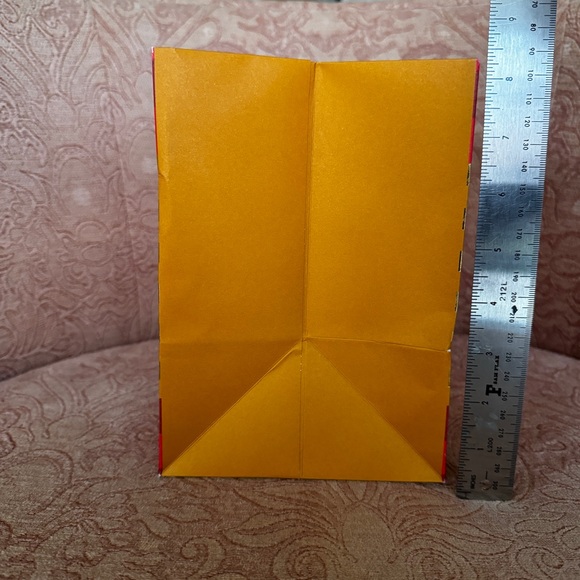 Louis Vuitton Red and Gold Holiday Shopping Bag - Picture 11 of 11